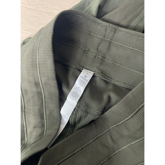Lululemon Street To Studio Pant II Unlined 28 crop Olive Green 4 - Picture 8 of 9